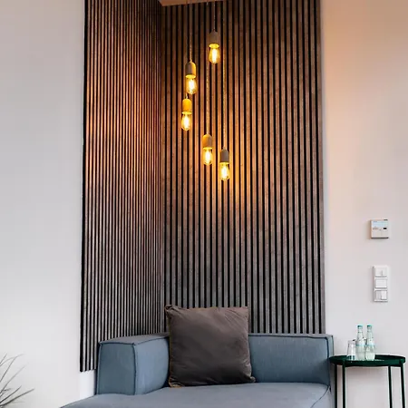 Soho 3*