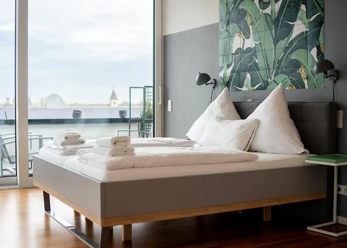 Soho לנדאו אין דר פאלץ