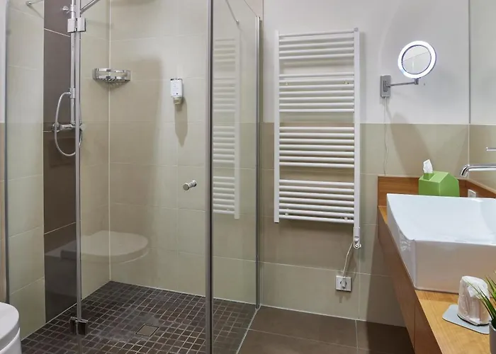 Soho מלון לנדאו אין דר פאלץ