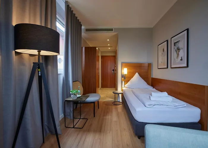 Soho לנדאו אין דר פאלץ