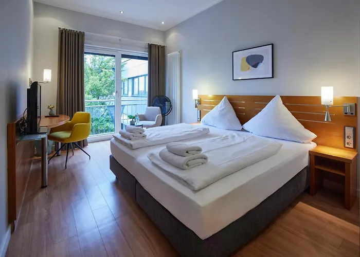 מלון Soho לנדאו אין דר פאלץ