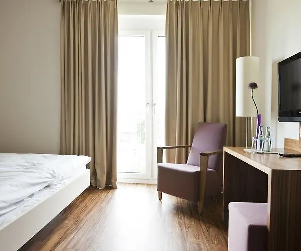 Soho מלון לנדאו אין דר פאלץ