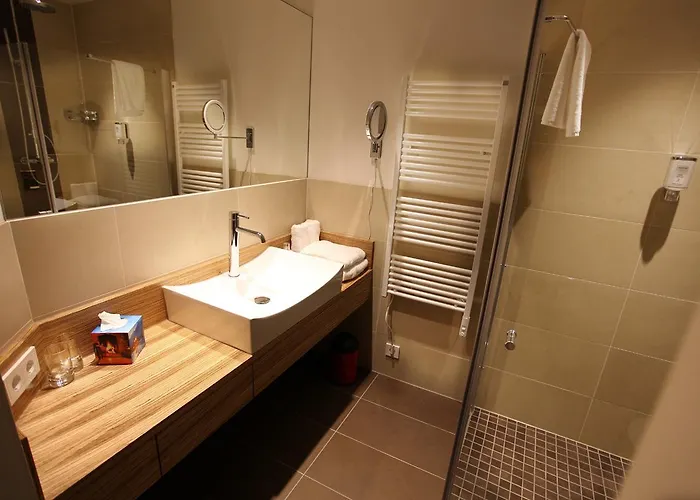 Soho לנדאו אין דר פאלץ